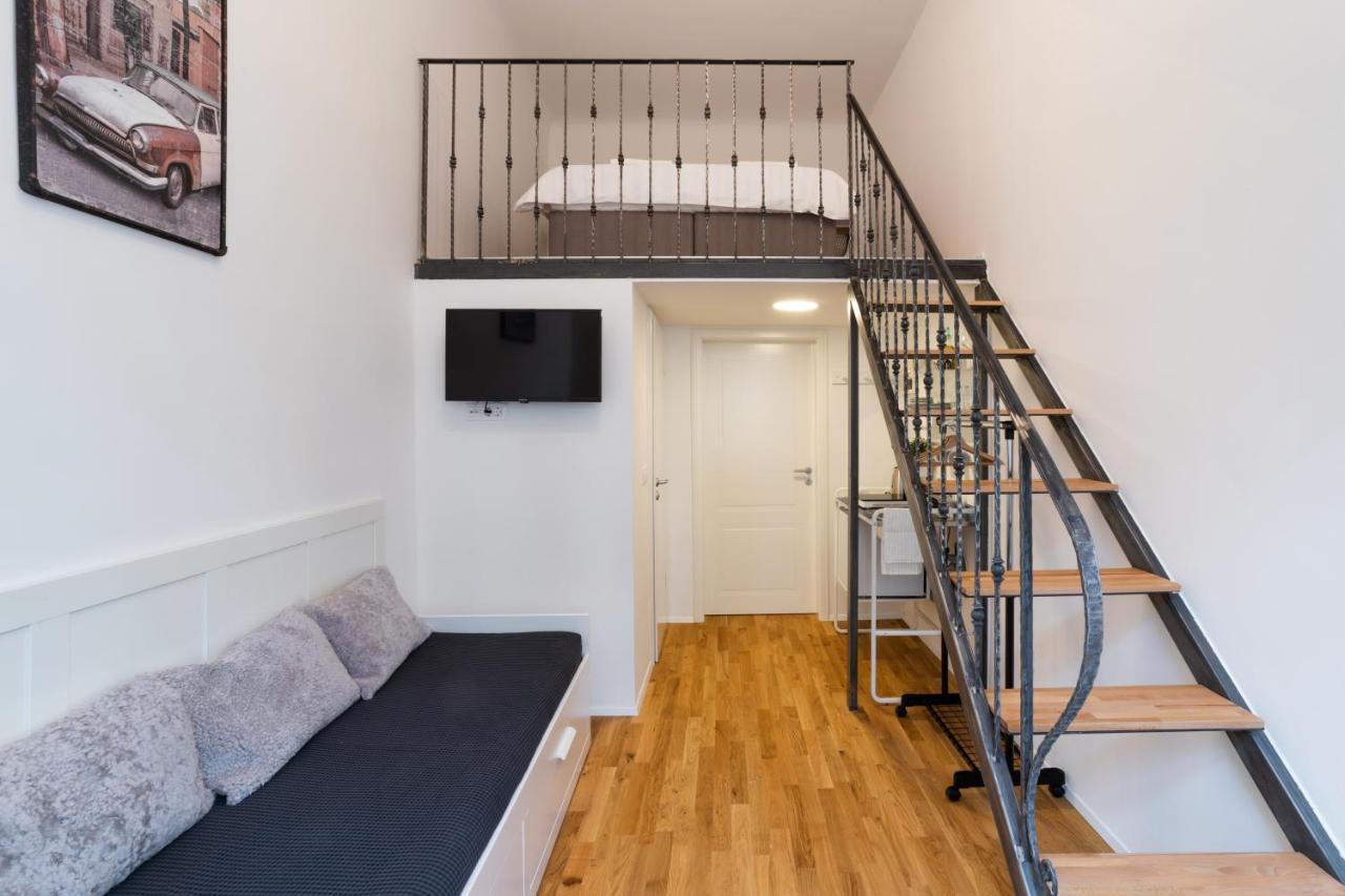 Rhino Apartment Ljubljana